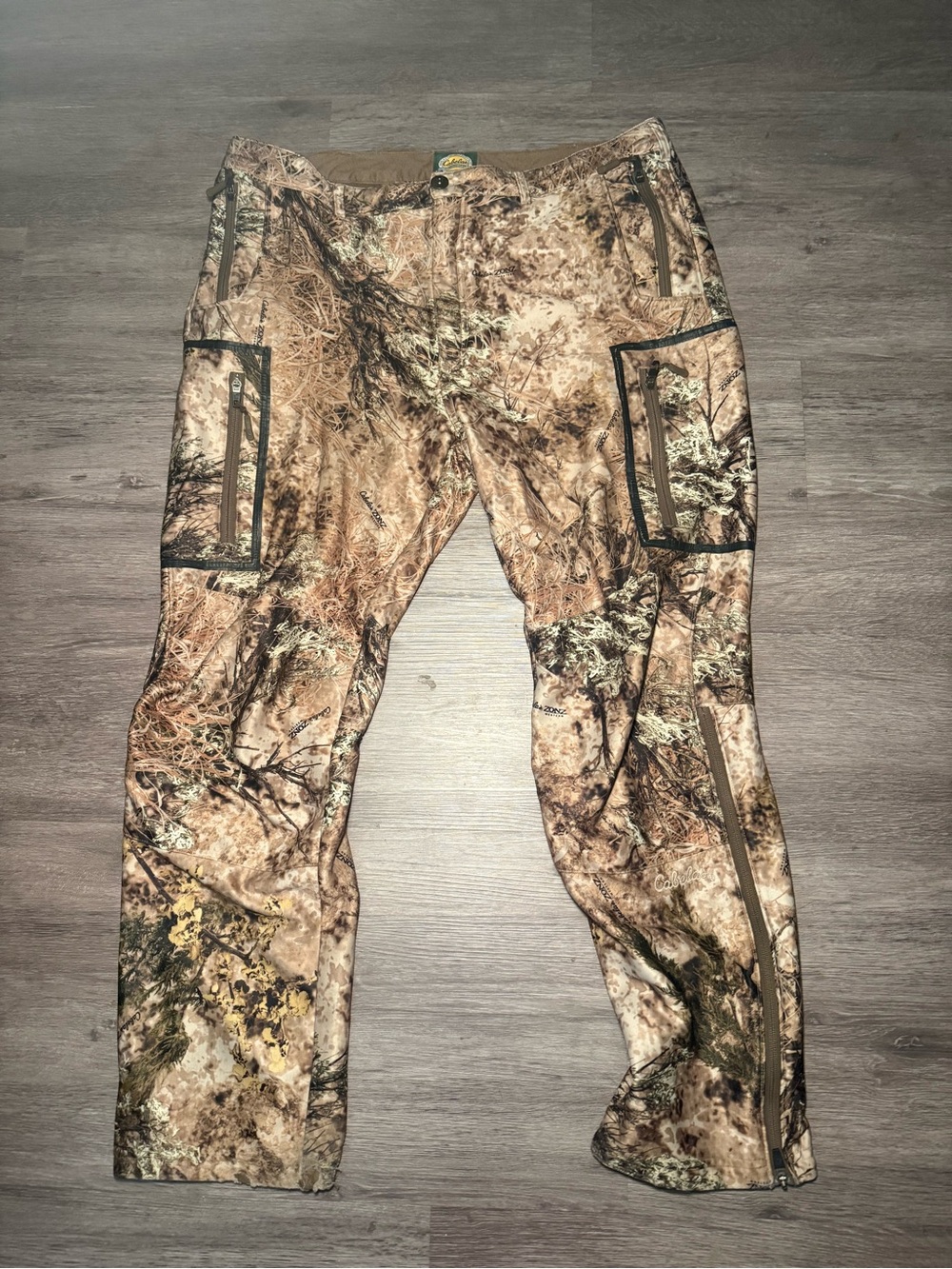 Cabela's Men's Brown Realtree-Style Camo Cargo Pants